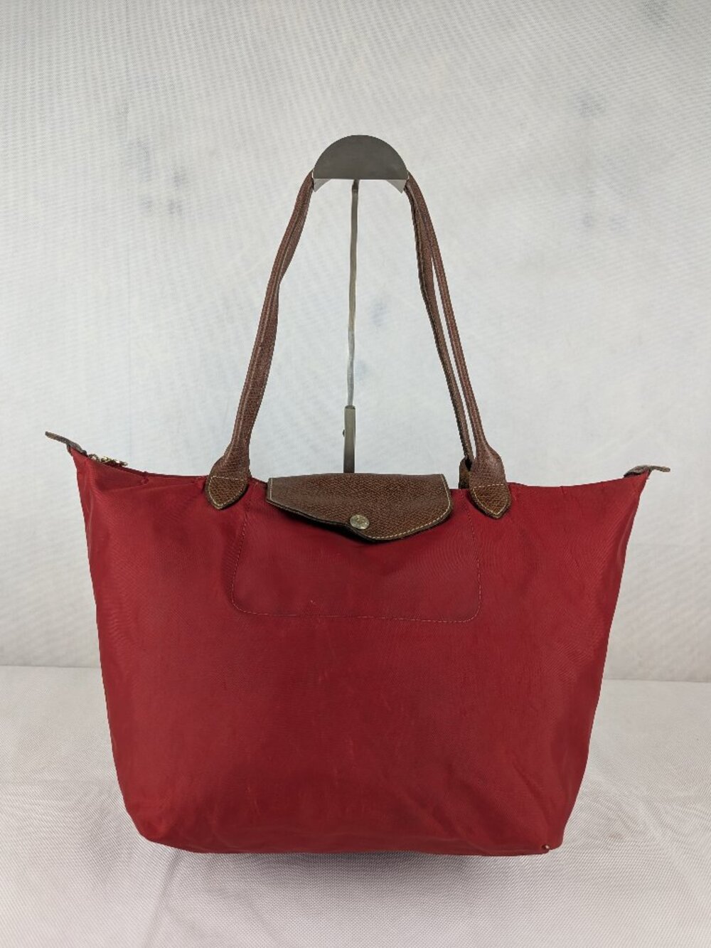 Pre-Loved Longchamp Le Pliage Red Nylon Tote Shoulder Bag - Ready To Ship Fast.